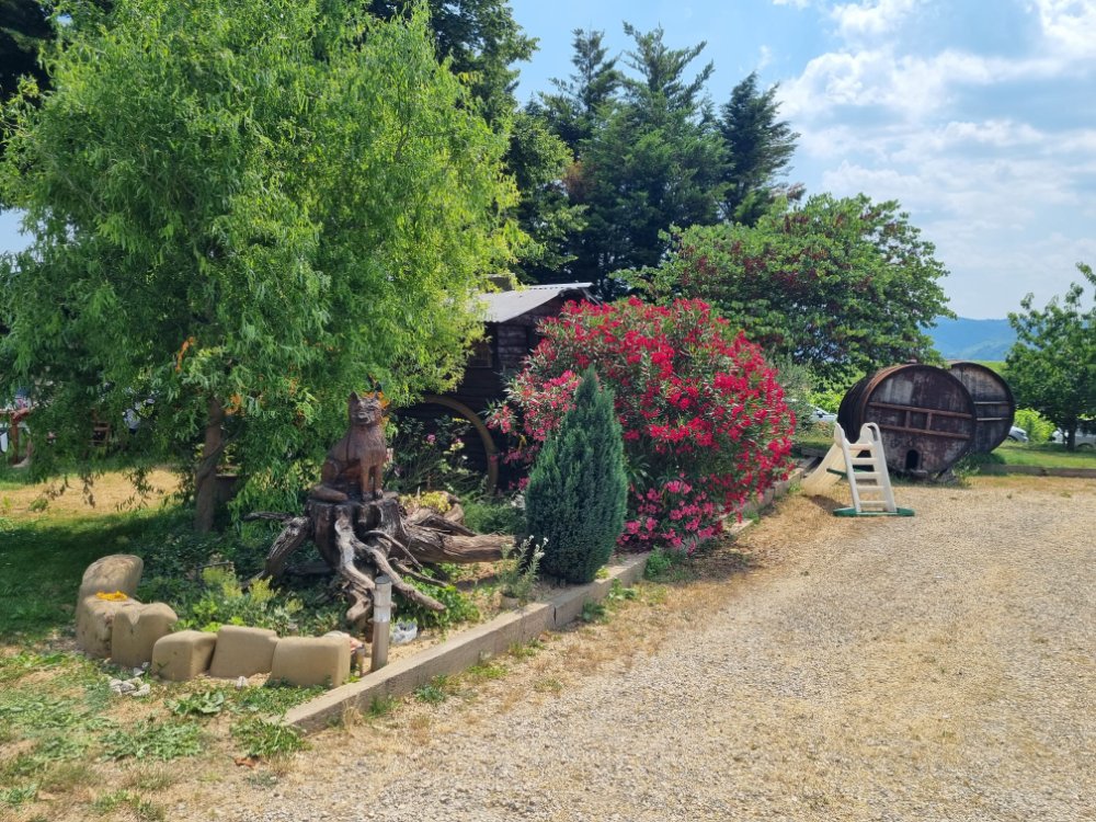 Aire camping-car  Tain-l'Hermitage (26600) - Photo 7